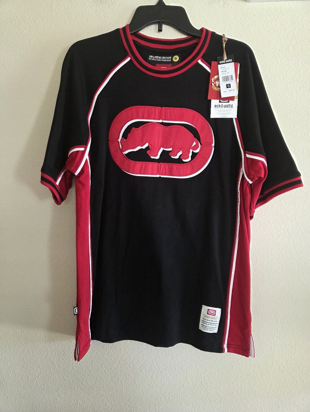 Ecko Unlimited Mens Rhino/Matlon Collab Tee Shirt Size Small NWT $89